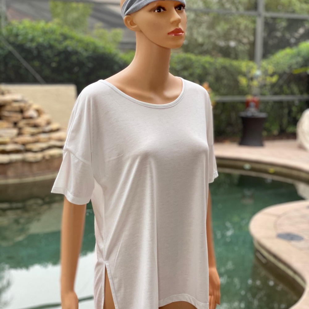 NIKE YOGA SHORT SLEEVE TOP WHITE
